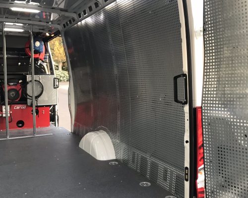 Panel chapa perforada furgonetas sevila